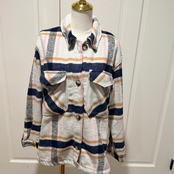 Ashley By 26 Outerwear Plaid Shacket Jacket - Picture 6 of 11